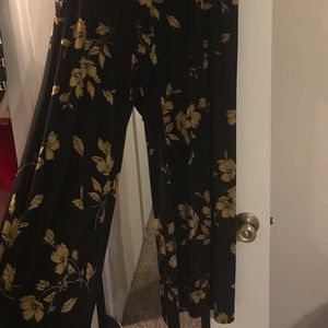 *Brand New* Torrid Woman’s Size 1X Palazzo Pants